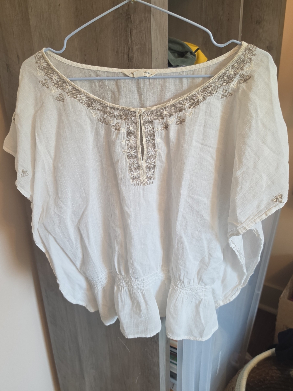 American Eagle Outfitters White Peasant Tunic with Cream Embroidery